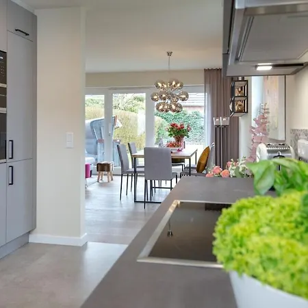 Family Hues Comfortable Westerland
