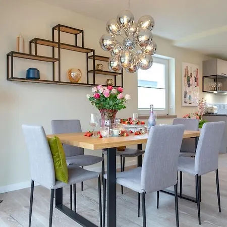 Family Hues Comfortable Westerland